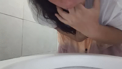 Puking all over (public toilet series)