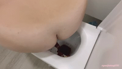 Pooping in toilet 23