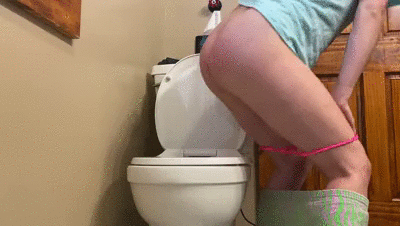 Kazer Shitting In Toilet Sideways