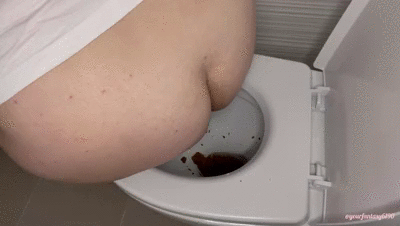 Pooping in toilet 44