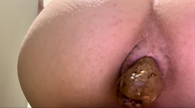 Several wees & a poo on the toilet