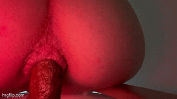 Long wee & poo on toilet