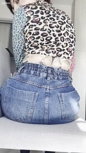 worship my farts and sharts