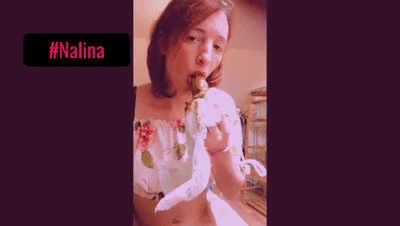 Nalina's scat shop - Scene 18 - Classy girl sucking poop [GIF] : r ...