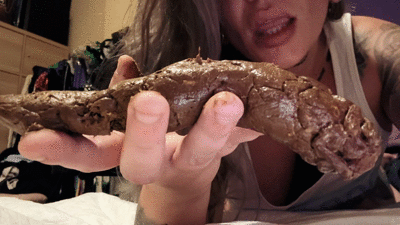 Impressive shit on the bed