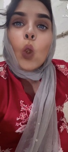 Pakistani Trans Scat Queen