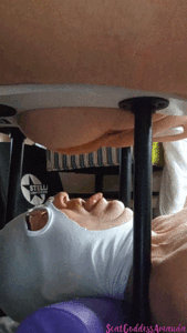 Creamy Loose Shit Toilet Feeding