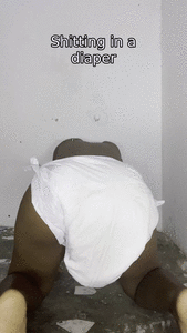 Ebony shitting in diaper