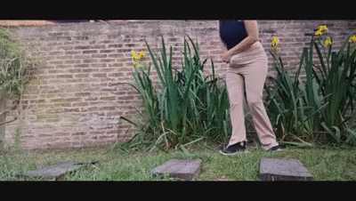 Wetting my pants outdoors