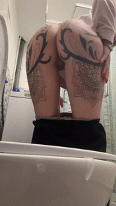 A nice shit before going to bed...