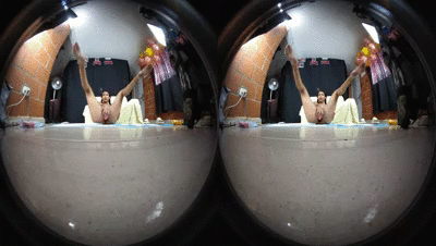 VR Smearing and tasting my own shit