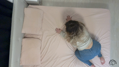 Doggy Jeans Farts Smell the Power