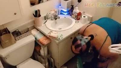 Tidying and tinkle pants