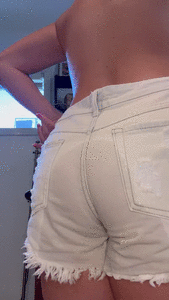 White Jean Shorts Get Filled