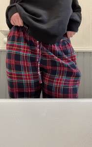 Cosy, chatty day: PJs off for a turd!