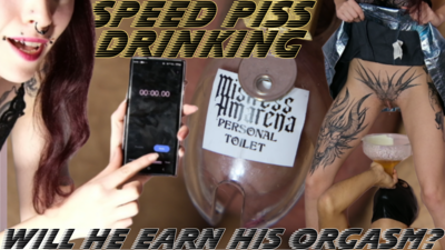 Speed piss drinking race - Personal toilet