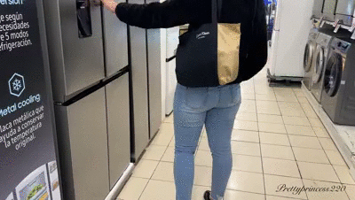 Farting in public in jeand