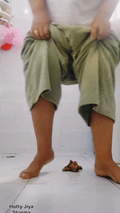 Mommy pooping in indian toilet