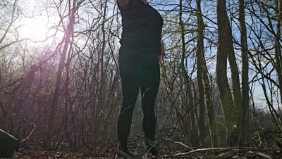 Slow pee in the woods