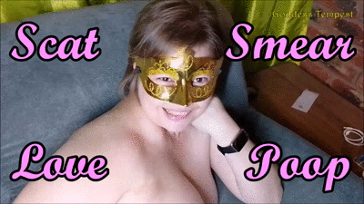 Smearing Her Scat In Livingroom