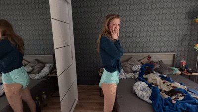 Diaper pee masturbate
