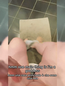 Fresh poop for Italian