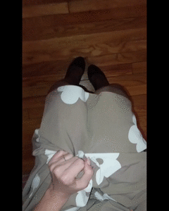 Wet my pantyhose in a new place