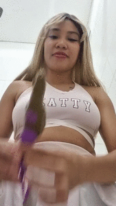 Dirty Cheerleader Loves to Taste Shit