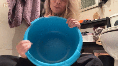 Heavy vomit in a bucket