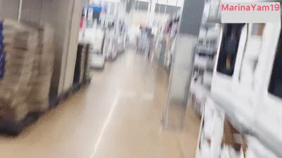 Shit at Country Walmart / Cagar en Walmart