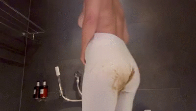 Shitting in my leggings